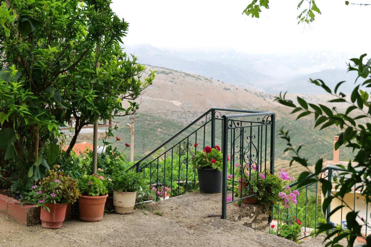 Guesthouse Panorama Nivice Саранда Екстер'єр фото
